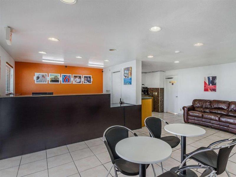 Motel 6-San Marcos, Tx - North Экстерьер фото