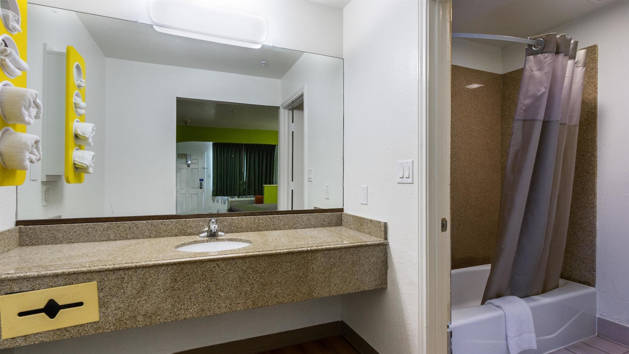 Motel 6-San Marcos, Tx - North Экстерьер фото